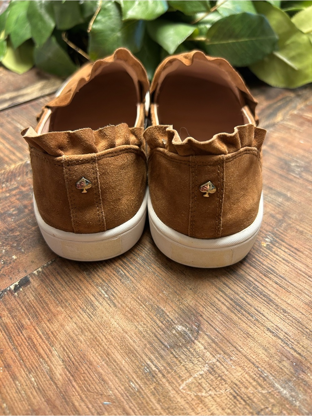 Kate Spade Lillie Suede Ruffle Tennie in Cognac - Picture 4 of 7